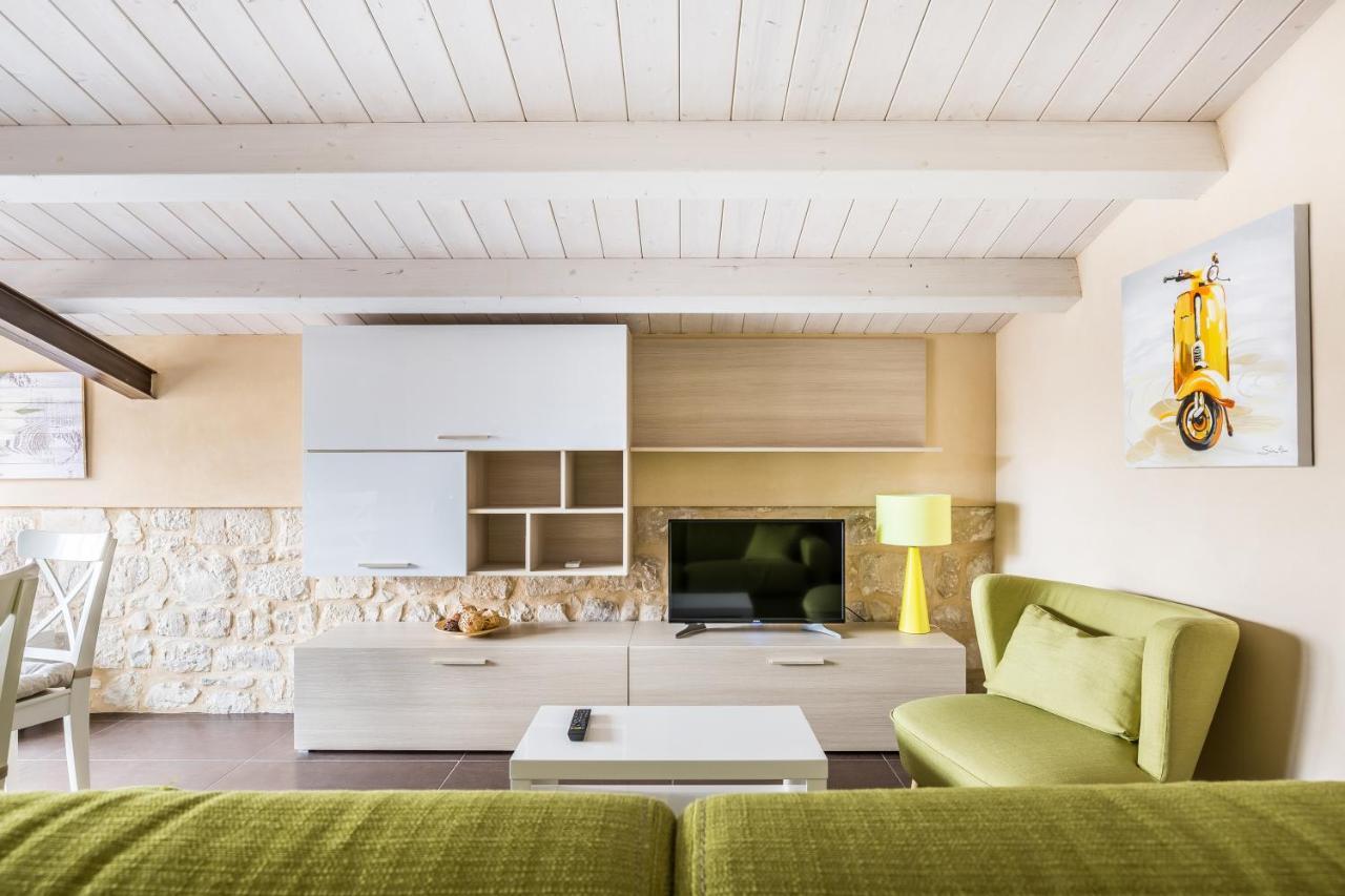 Modica For Family - Rooms And Apartments المظهر الخارجي الصورة
